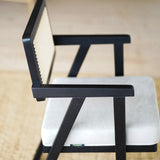 Černá dubová jídelní židle s čalouněným sedákem Wien.