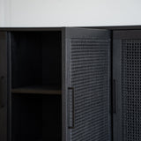 Černá dubová komoda s ratanem Donau.