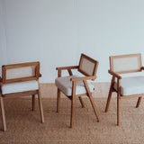 Dubová jídelní židle s čalouněným sedákem Wien.