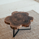 Ořechový konferenční stolek Nuss.