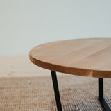 Dubový konferenční stolek Herum.