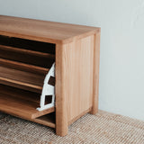 Masivní dubový botník Versteck.