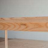 Jídelní stůl Manier.