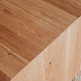 Dubový konferenční stolek Kubus.