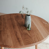 Dubový jídelní stůl Brot.