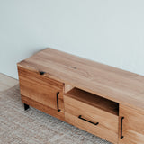 Oak TV table Hoch.