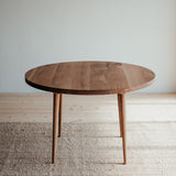 Dubový jídelní stůl Brot.