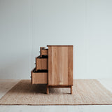 Dubová komoda Ritual.