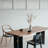 Dubový kartáčovaný stůl Kitz.