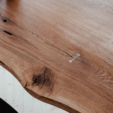 Dubový kartáčovaný stůl Kitz.