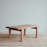 Dubový konferenční stolek Ritual.